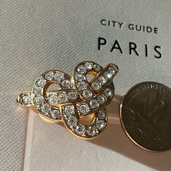 Stunning vintage made with Swarovski crystals earring - Picture 3 of 8